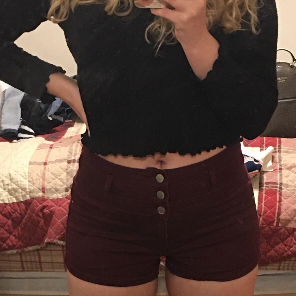 🦋high waisted shorts🦋